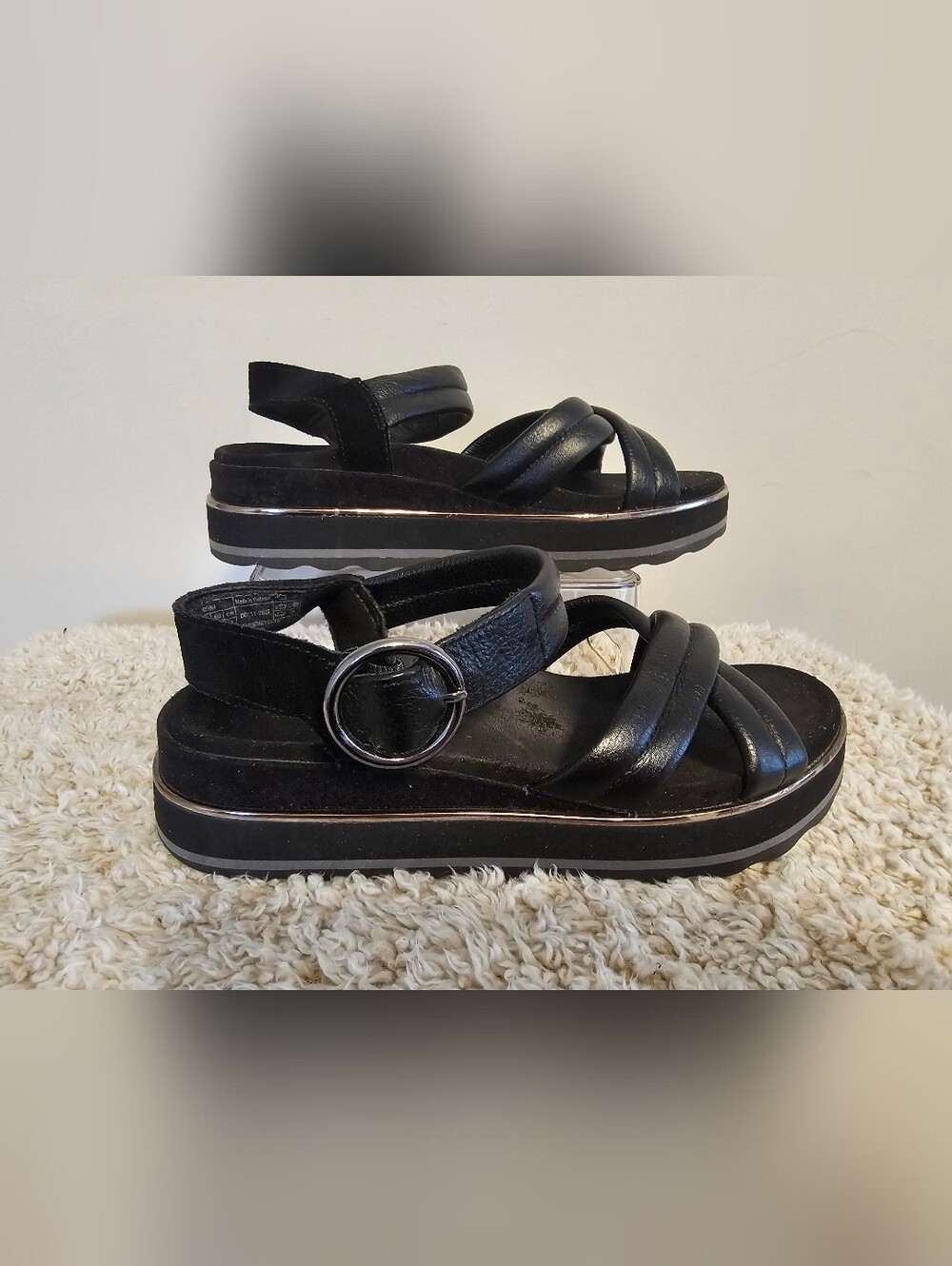 Vionic Reyna Leather Sandal Size 7.5